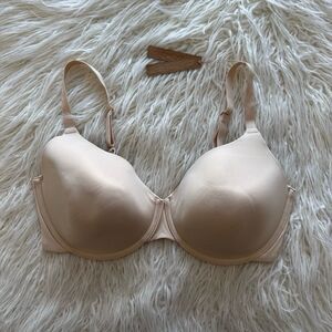 Skims Fits Everybody T-shirt Bra Sand Size 38DD